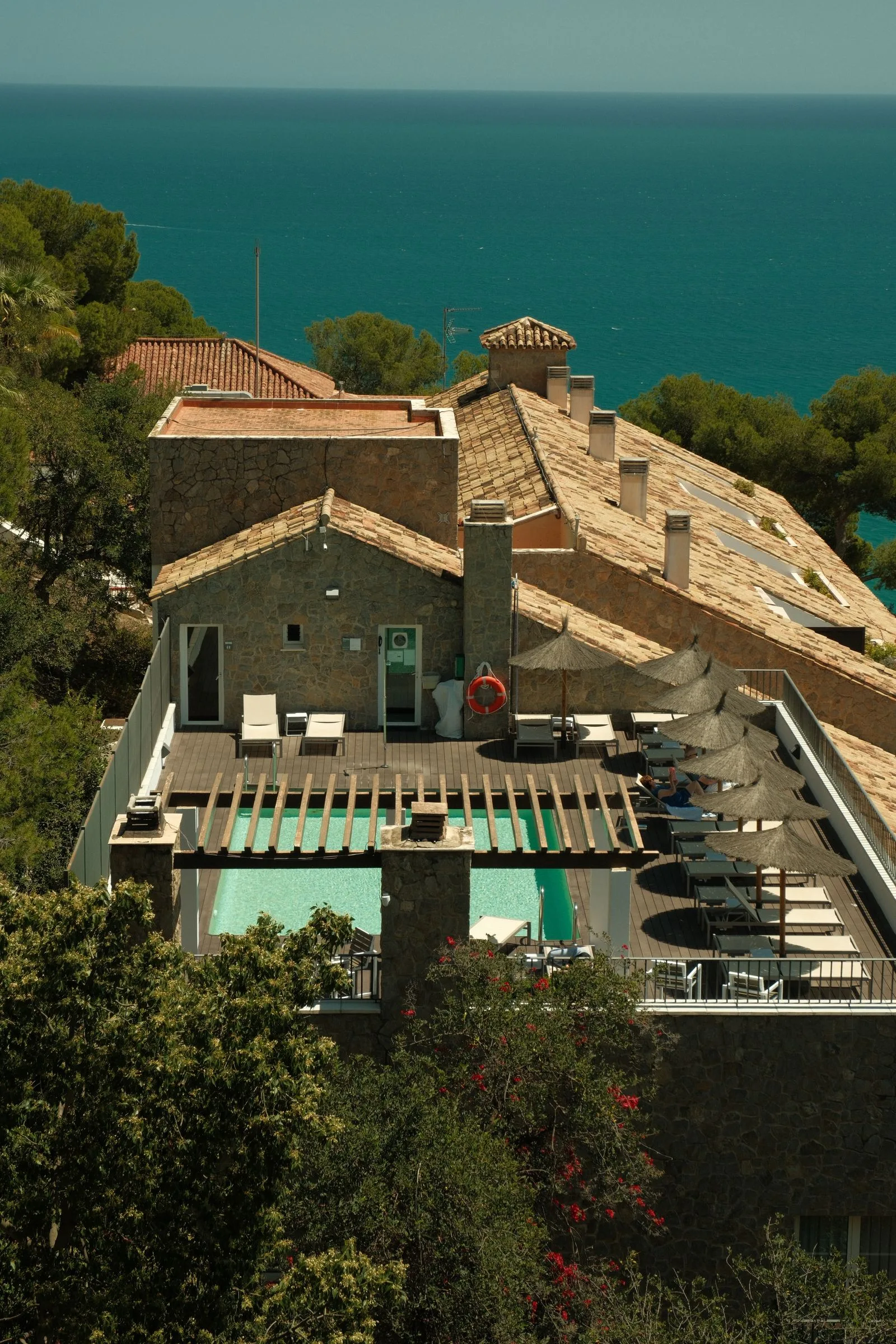 Mediterrane Villa mit Meerblick