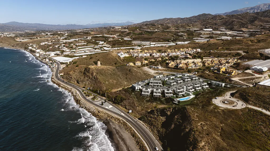 Metrovacesa-Castillo-de-los-Lagos_DJI_0076_v4-1-scaled.webp